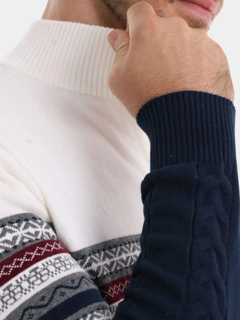 Sweter z półzamkiem