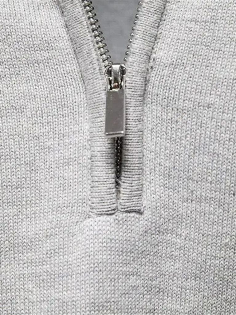 Sweter z półsuwnym zamkiem
