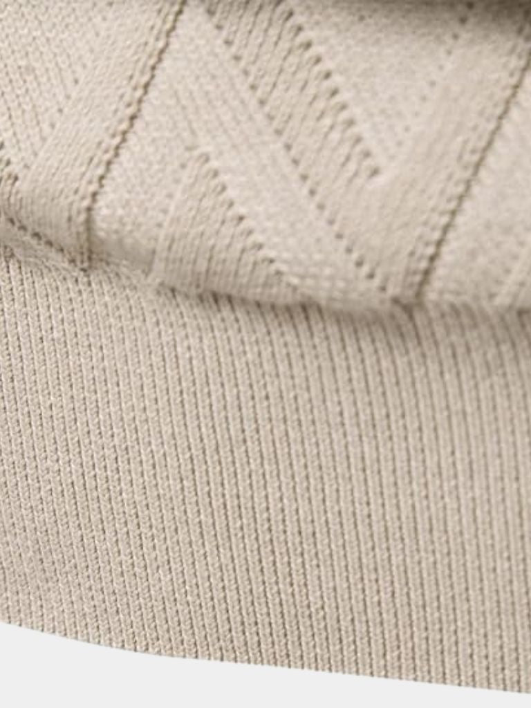 Minimalistyczny Sweter